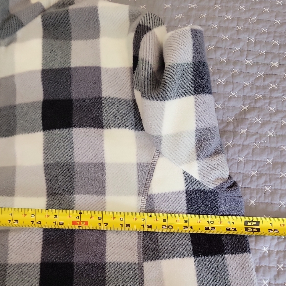 Lands' End Checkered Half-Zip Sweater - Picture 8 of 11